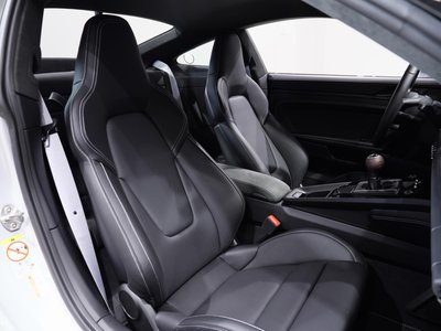 2025 Porsche 911 — миниатюра 50