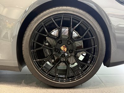 2024 Porsche 911 thumbnail 13