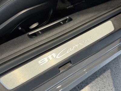2024 Porsche 911 thumbnail 17
