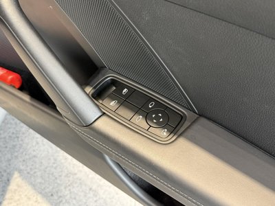 2024 Porsche 911 thumbnail 16