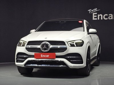 2021 Mercedes-BENZ GLE photo 2
