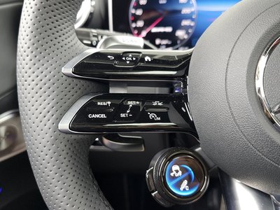 2025 Mercedes-BENZ GLC — миниатюра 32