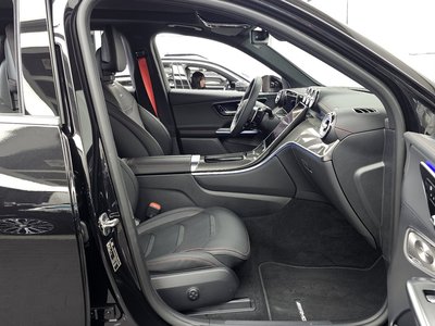 2025 Mercedes-BENZ GLC — миниатюра 17