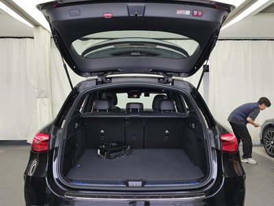 2025 Mercedes-BENZ GLC — миниатюра 26