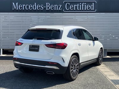 MERCEDES-BENZ GLA - 4