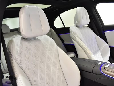 MERCEDES-BENZ E-CLASS - 4