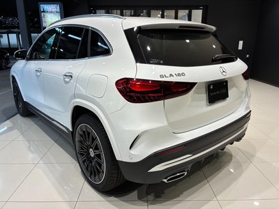 MERCEDES-BENZ GLA - 7