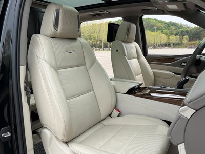 CADILLAC ESCALADE - 10