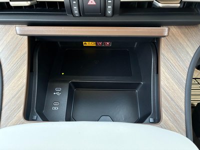 صورة مصغرة 48 لـ 2024 Lexus LM