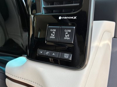 صورة مصغرة 45 لـ 2024 Lexus LM