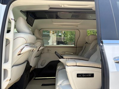 صورة مصغرة 22 لـ 2024 Lexus LM
