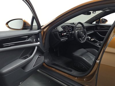PORSCHE PANAMERA - 10