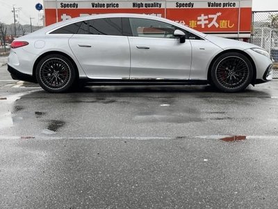 MERCEDES-BENZ EQS - 5