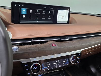2023 Genesis G80 (RG3) thumbnail 22
