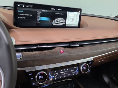 2023 Genesis G80 (RG3) thumbnail 21