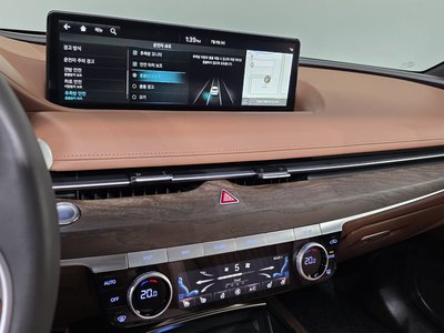 2023 Genesis G80 (RG3) thumbnail 23