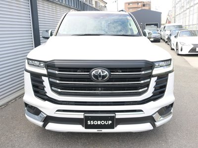 TOYOTA LAND CRUISER - 4