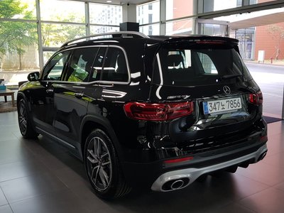 MERCEDES-BENZ GLB - 4