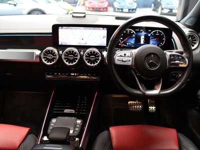 MERCEDES-BENZ GLB - 3