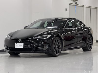 TESLA MODEL S - 6
