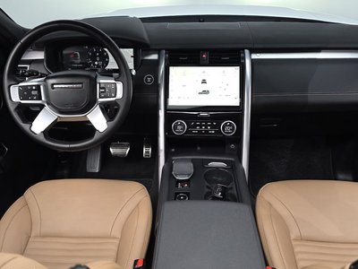 2024 LAND Rover DISCOVERY photo 5