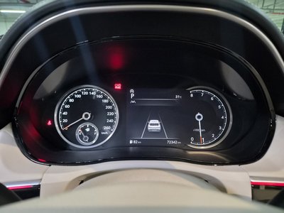 صورة 6 لـ 2021 Genesis GV70