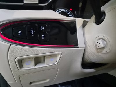 2021 Genesis GV70 — миниатюра 14