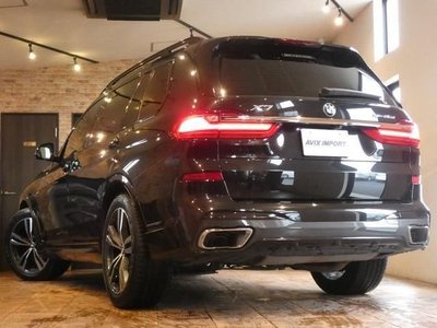 2019 BMW X7 — фото 2