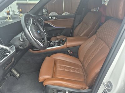 2024 BMW X7 photo 6
