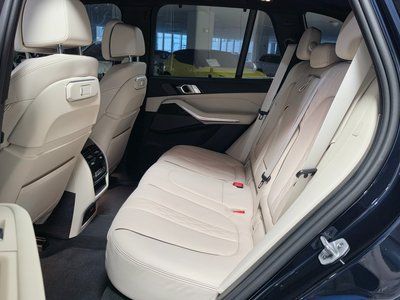 2026 BMW X5 缩略图 11