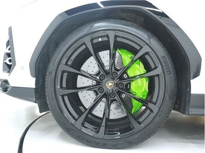 صورة 10 لـ 2019 Lamborghini URUS