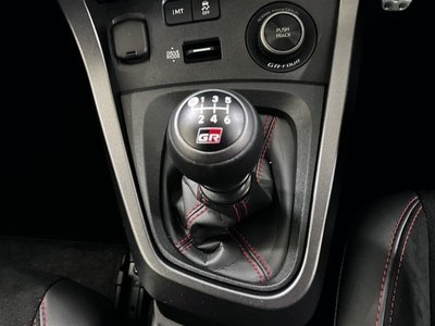 2025 Toyota GR YARIS 缩略图 13