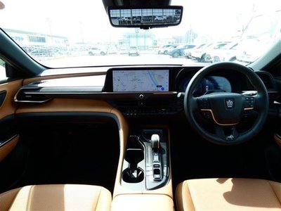 TOYOTA CROWN SPORT - 2