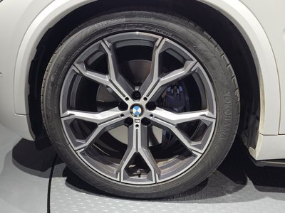 BMW X5 - 6
