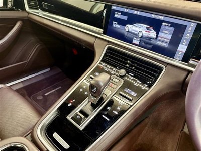 2018 Porsche PANAMERA 缩略图 27