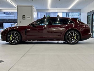 PORSCHE PANAMERA - 3