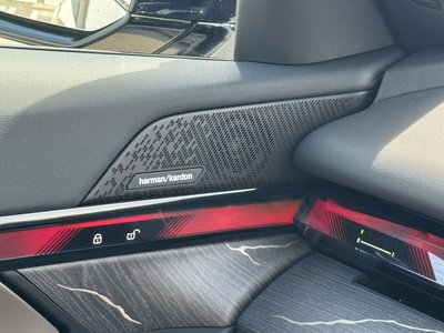 صورة مصغرة 19 لـ 2024 BMW 5 SERIES
