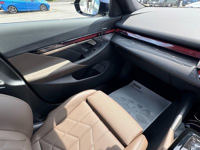 صورة مصغرة 36 لـ 2024 BMW 5 SERIES