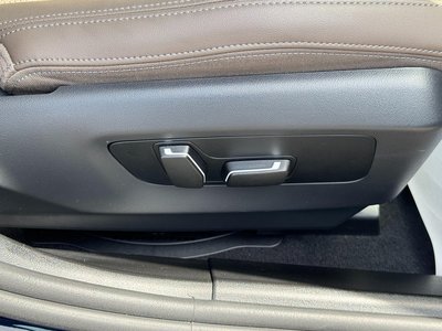 صورة مصغرة 42 لـ 2024 BMW 5 SERIES