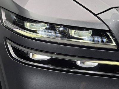 صورة 9 لـ 2022 Genesis GV80