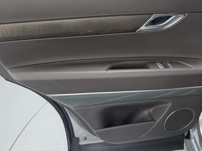 2022 Genesis GV80 thumbnail 15