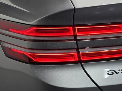 صورة 10 لـ 2022 Genesis GV80