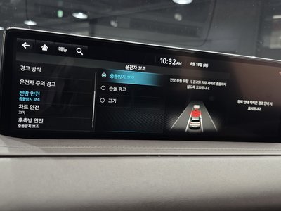 2022 Genesis GV80 thumbnail 22