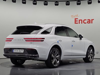 2024 Genesis GV70 photo 4