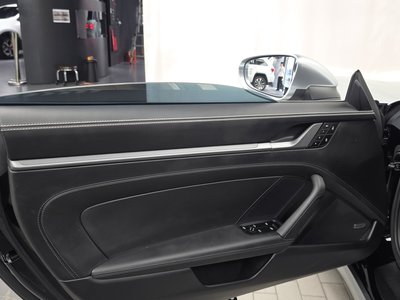 2023 Porsche 911 — миниатюра 14