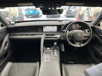2017 Lexus LC photo 8