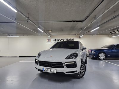 PORSCHE CAYENNE - 1