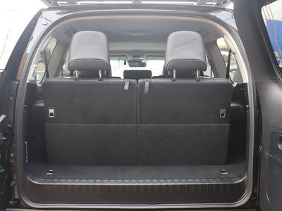 2023 Toyota LAND CRUISER PRADO — миниатюра 32
