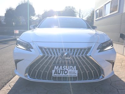 LEXUS ES - 1