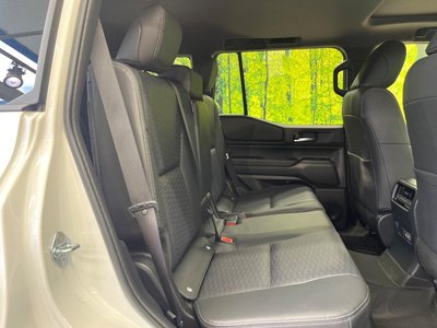 2025 Toyota LAND CRUISER 250 照片 8